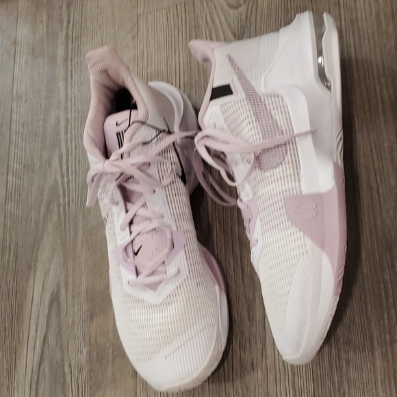 RARE Nike Air Max Impact 3 White Doll Basketball Sneakers Size 11.5 - Picture 7 of 8